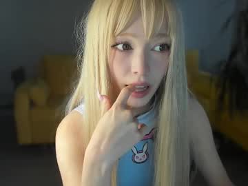 girl
        irene4yours cam image #192419