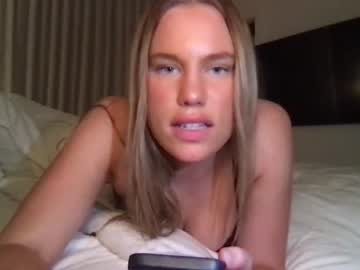 girl
        alexishemsworth cam image #134823