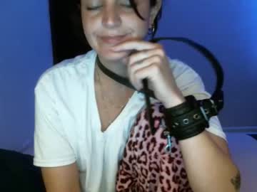 girl
        jessiesmith28 cam image #78247