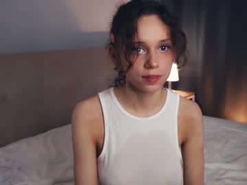 girl
        elvahamling cam image #214686