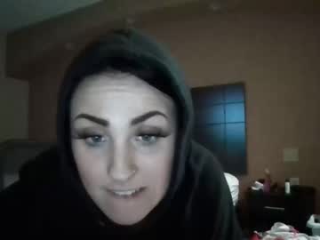 girl
        kk_jww cam image #50168