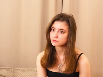 girl
        felicebattersby cam image #213889
