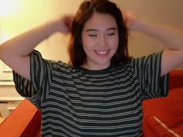 girl
        ki_mi cam image #202569