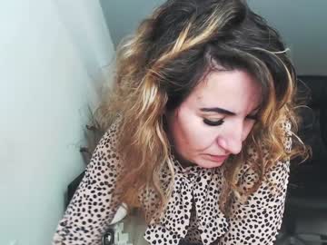 girl
        cassiejonas cam image #148340