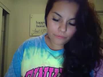 girl
        luna420_ cam image #201726