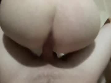 couple
        zlipperyjane cam image #38238