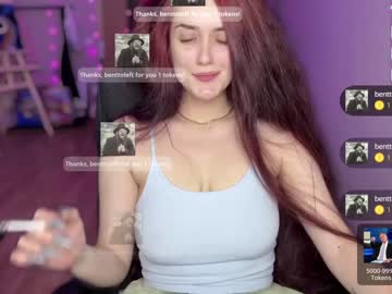 girl
        ps4pro cam image #38979