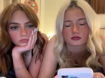 couple
        maddiethebaddiee cam image #70499
