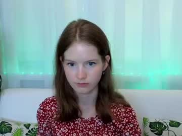 girl
        vikkroriaa cam image #181811