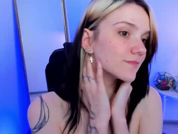 girl
        ray_fostter cam image #141613