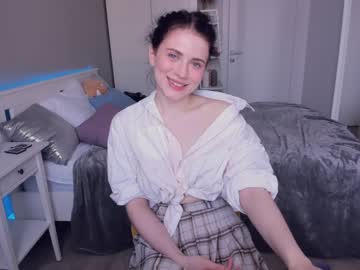 girl
        cherry_ashley cam image #76692