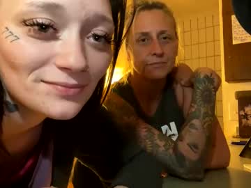 couple
        _tatted_ cam image #195781
