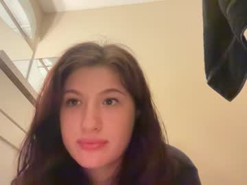 girl
        nadianu cam image #120678