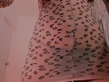 girl
        alex_saeli cam image #39272