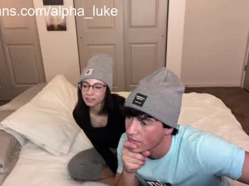 couple
        alpha_luke cam image #47857