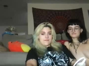 couple Adult Cam 2 Cam SEX with snowxbunny1228