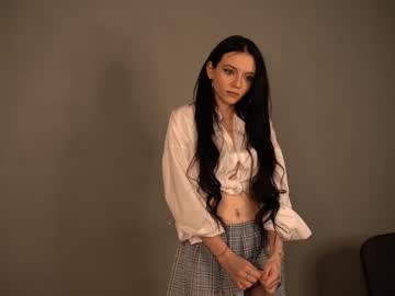 girl
        katereason cam image #119909
