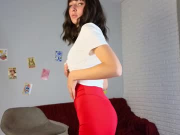 girl
        naylarr cam image #203335