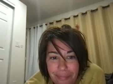girl
        bigtittygoddess25 cam image #139920