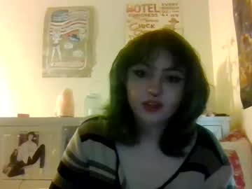 girl
        normalman356800 cam image #140472