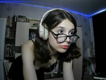 girl
        alodieherlan cam image #264986