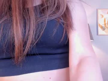 girl
        wararandia cam image #58406