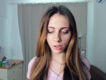 girl
        il0_vee cam image #79248