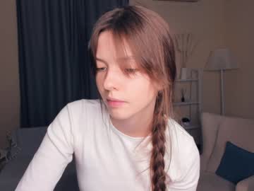 girl
        mercy_soul cam image #197346