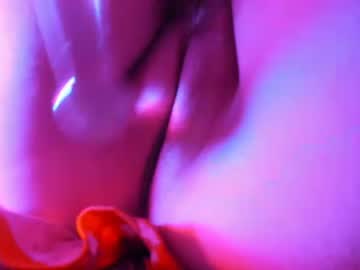 girl
        pavlovswhore cam image #83963