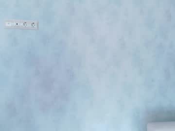 girl
        celestielle_ cam image #265188