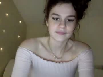 girl
        basicbrunette cam image #23571