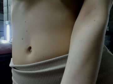 girl
        jenniferden cam image #163581