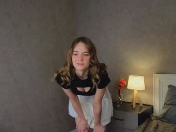 girl
        rexannefairall cam image #203412