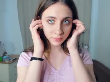 girl
        il0_vee cam image #79223