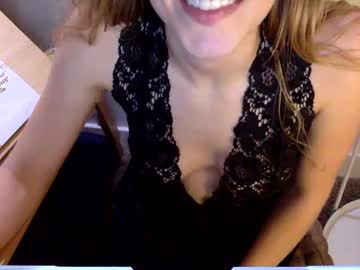 girl
        pixi_lust cam image #224967