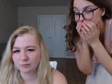girl
        dewybate cam image #182236