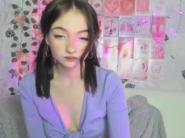 girl
        shimi_shimi_ cam image #242419