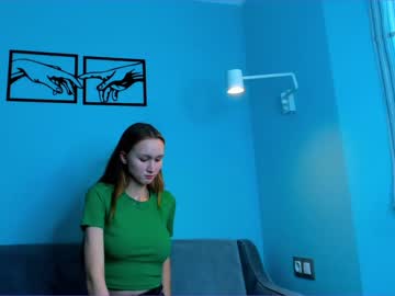 girl
        meghanesse cam image #172470
