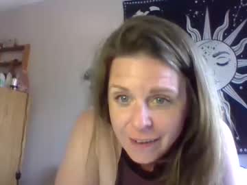 girl
        naughtyymarie420 cam image #93546