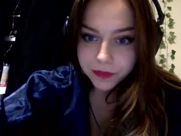 girl
        lillypadgrl cam image #122889