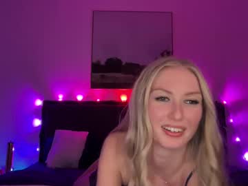 girl
        kyliexxrose cam image #221470