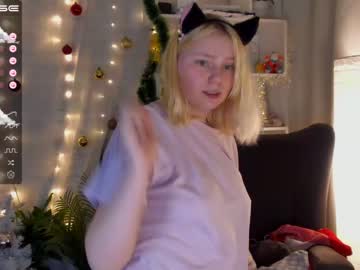 girl
        lime_cat_nana cam image #48134