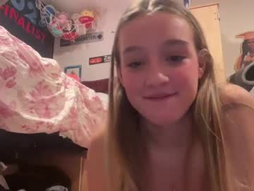 girl
        lexaarose05 cam image #213948