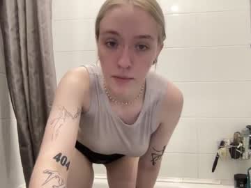 girl
        crystallluna cam image #103834