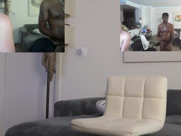 couple
        thepluglove cam image #23312