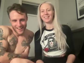 couple
        thetaylorsx cam image #63942