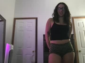 girl
        heyyitskhloe cam image #178649