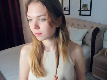 girl
        lesi_weis cam image #136307