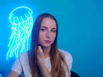 girl
        milly_liss cam image #203836