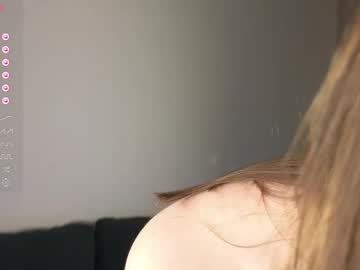 girl
        liaveygel cam image #1152